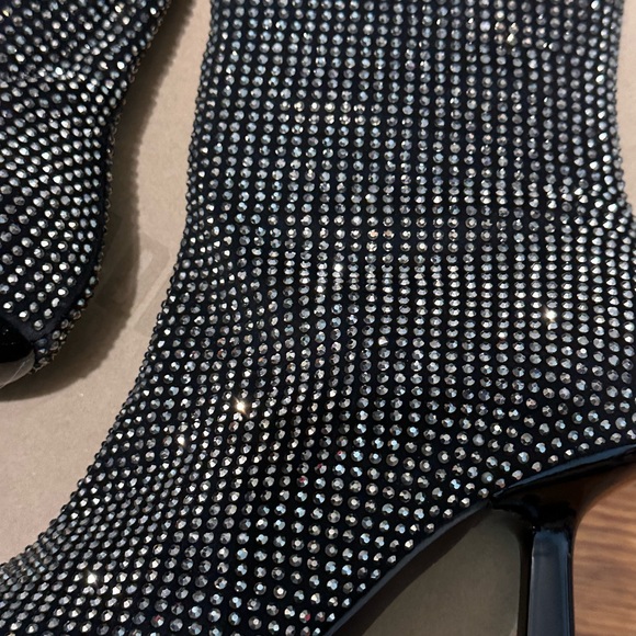 Silver studded Steve Madden zip up ankle boots - Picture 5 of 8